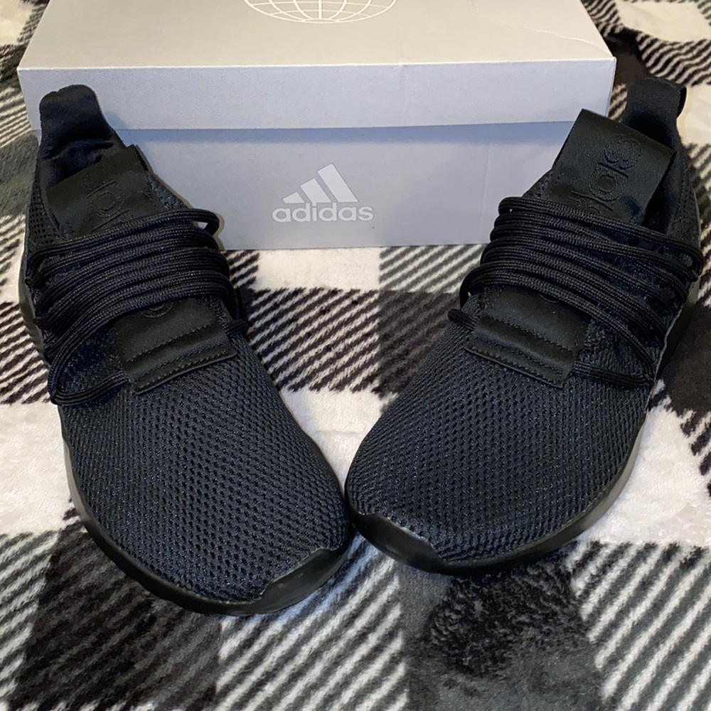 Adidas mens size 8 lite racer